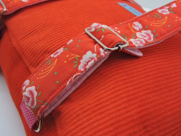 cartable maternelle velours rouge et coton pp rouge fleurs2