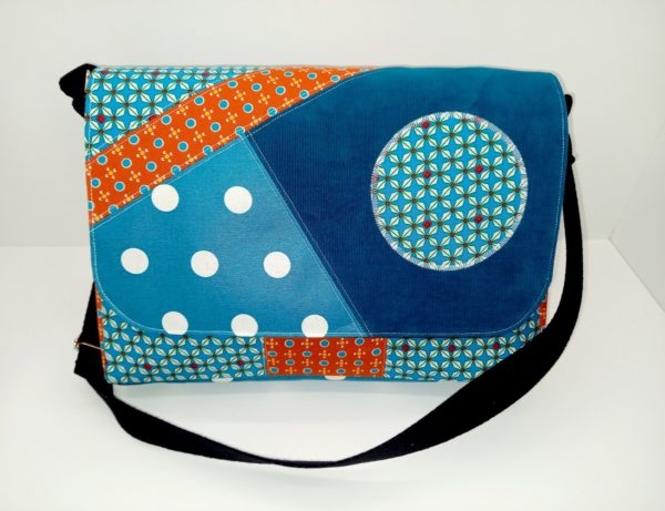 sac besace patchwork turquoise et rouge4